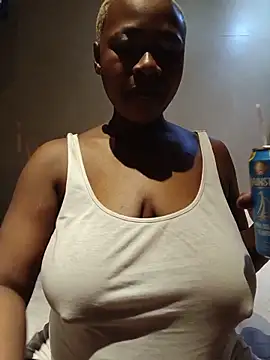Snapshot of missboobiesSA chatting on 27, 5, 2026 missboobiesSA online show from 27, 5, 2026