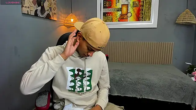 markbowie online show from 11, 11, 2025