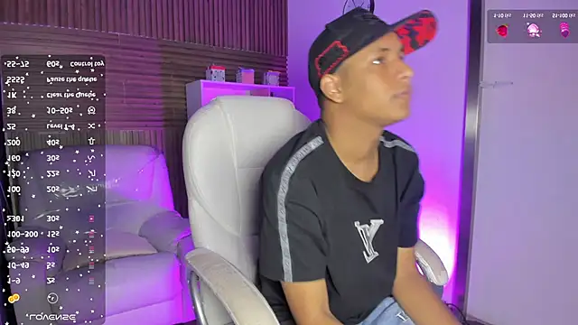 IsaacBlack  online show from 16, 9, 2025