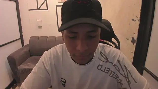 IsaacBlack  online show from 23, 9, 2025