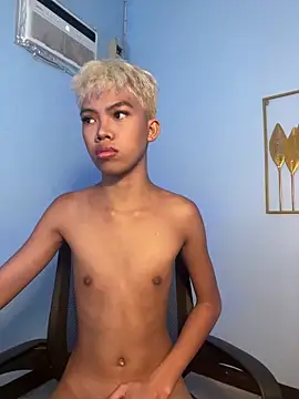 Snapshot of urcumjp chatting on 3, 3, 2026 urcumjp online show from 3, 3, 2026