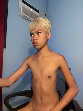 Snapshot of urcumjp chatting on 4, 3, 2026 urcumjp online show from 4, 3, 2026