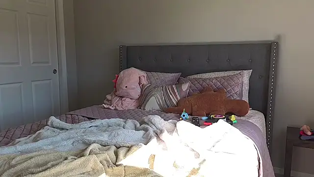 bambifarrina online show from 8, 10, 2025