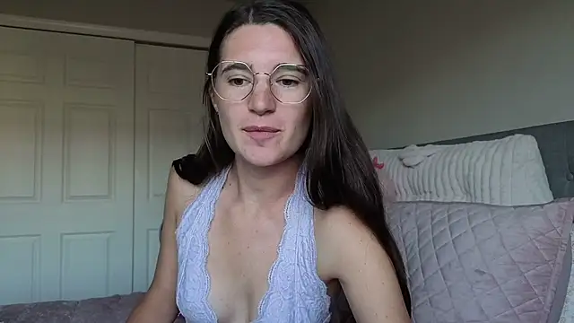 bambifarrina online show from 4, 6, 2026