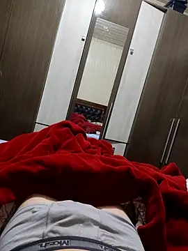 Gustavo198045 online show from 10, 9, 2025