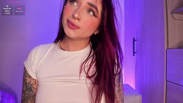 scarlett Collinss online show from 6, 2, 2026