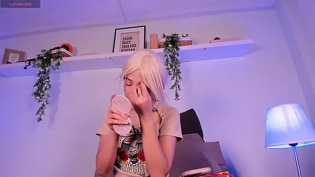 Vampgyal online show from 18, 12, 2025