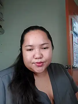LianaCruzado online show from 12, 5, 2026