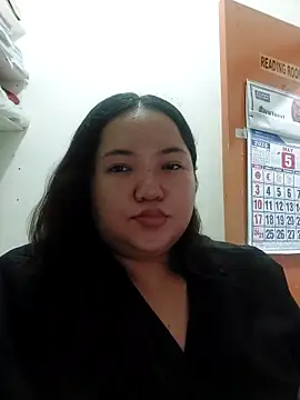 LianaCruzado online show from 15, 5, 2026