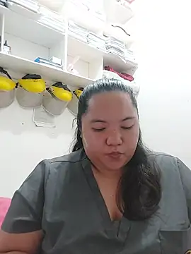 LianaCruzado online show from 7, 6, 2026