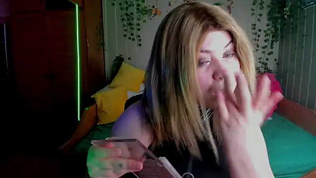 Alisa Monroe online show from 18, 11, 2025