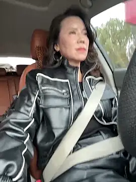 anna yngs online show from 12, 11, 2025