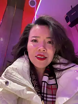 Snapshot of anna_yngs chatting on 13, 3, 2026 anna yngs online show from 13, 3, 2026