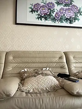 Snapshot of anna_yngs chatting on 9, 4, 2026 anna yngs online show from 9, 4, 2026