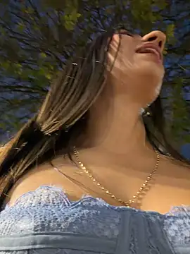 -juicy  online show from 3, 2, 2026