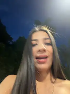 -juicy  online show from 24, 5, 2026