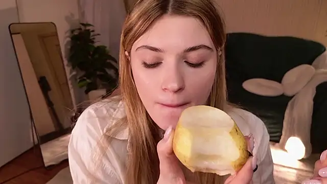 Snapshot of Angell_Wild chatting on 11, 3, 2026 Angell Wild online show from 11, 3, 2026