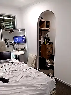 iamthepublickmasterbater online show from 15, 10, 2025