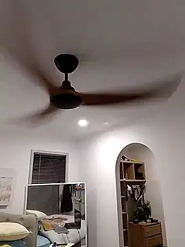 iamthepublickmasterbater online show from 9, 11, 2025