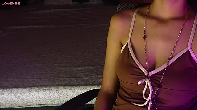 NidhiChandra online show from 27, 10, 2025