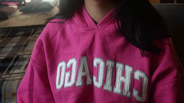 NidhiChandra online show from 3, 12, 2025