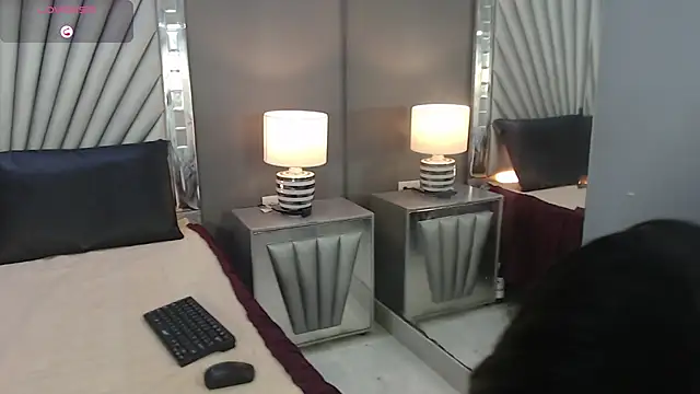 Bela Jones online show from 3, 10, 2025