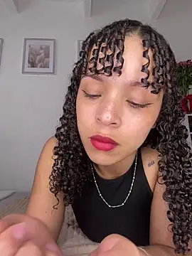 Snapshot of Yasmin777_ chatting on 2, 5, 2026 Yasmin777 online show from 2, 5, 2026