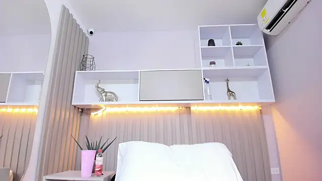 natalyWilliams online show from 29, 4, 2026