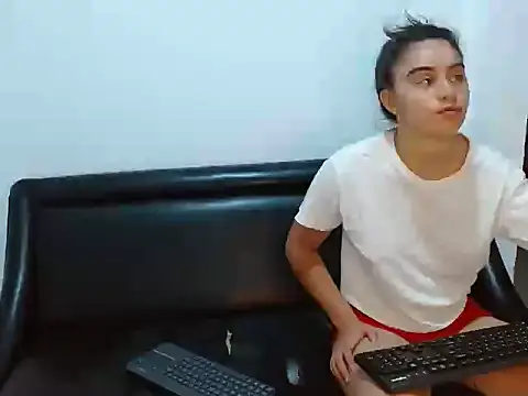 Cristalll 0925 online show from 14, 10, 2025