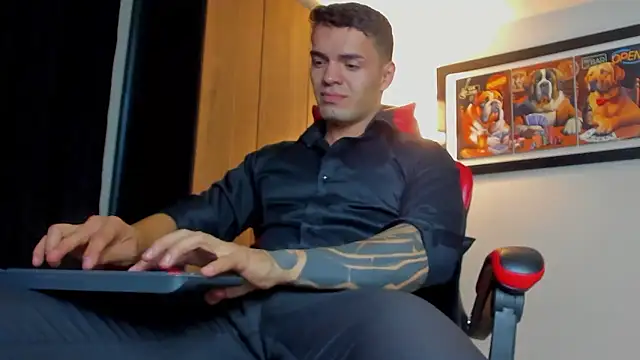 Snapshot of ALPHA_DOMINUS_ chatting on 10, 1, 2026 ALPHA DOMINUS online show from 10, 1, 2026