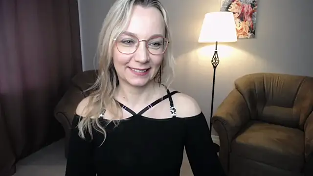Ava Elior online show from 13, 5, 2026
