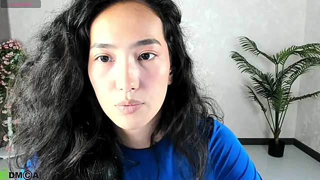 FlirtyAura online show from 12, 9, 2025