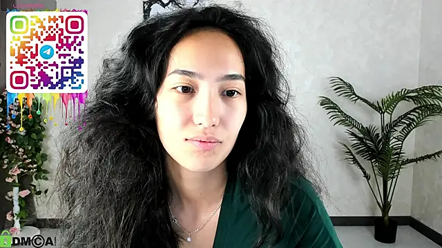 FlirtyAura online show from 14, 9, 2025