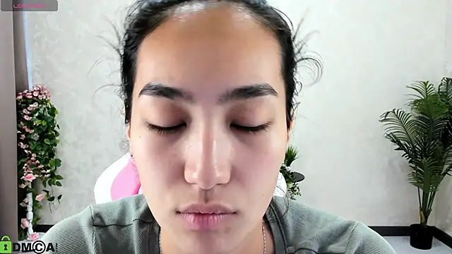 FlirtyAura online show from 7, 10, 2025