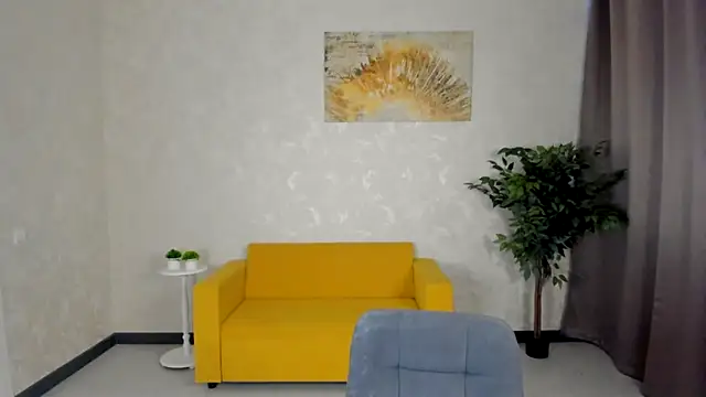 FlirtyAura online show from 18, 5, 2026