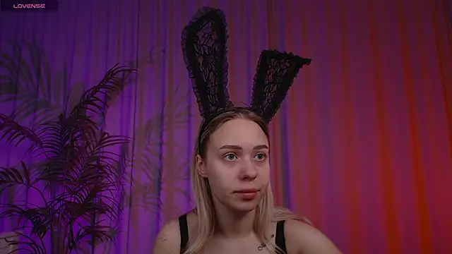 Pooja Hegde online show from 8, 10, 2025