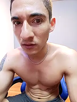 Snapshot of jhonny_thes28 chatting on 24, 2, 2026 jhonny thes28 online show from 24, 2, 2026