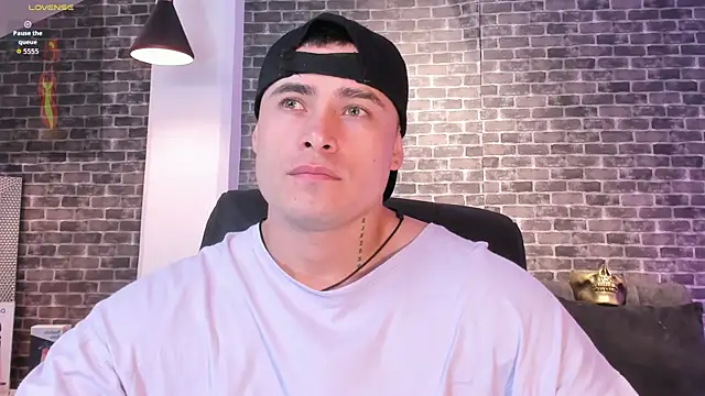 connorsmiith online show from 7, 10, 2025