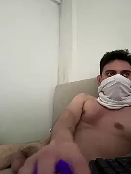 milfshakeow online show from 8, 5, 2026