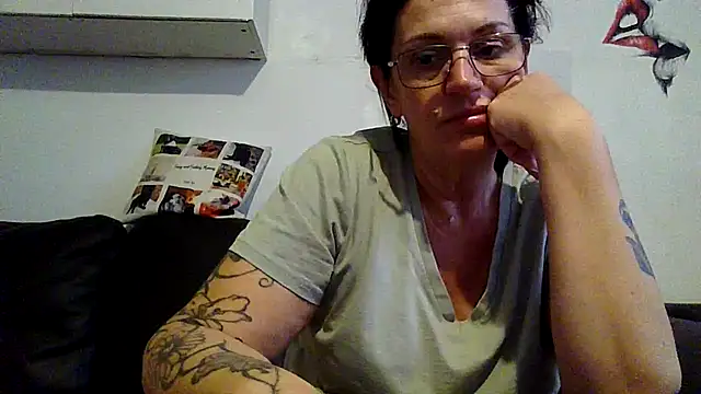 RubyyRosee online show from 10, 6, 2026