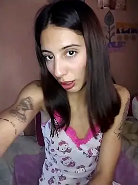 Snapshot of M4tute chatting on 12, 10, 2025 M4tute online show from 12, 10, 2025