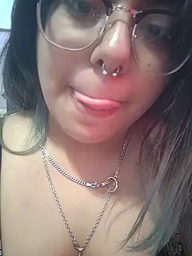 Snapshot of Lovelyrainn chatting on 7, 11, 2025 Lovelyrainn online show from 7, 11, 2025