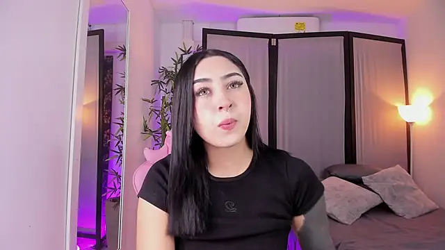 ChloeShade online show from 31, 10, 2025