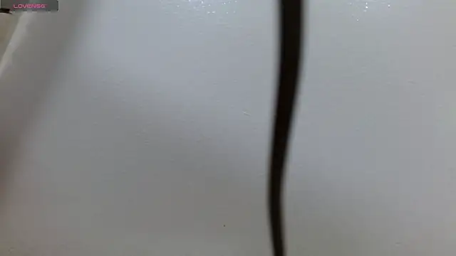 tinisweet online show from 11, 9, 2025