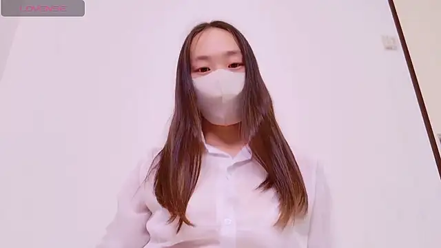 mitsuri chan love online show from 12, 9, 2025