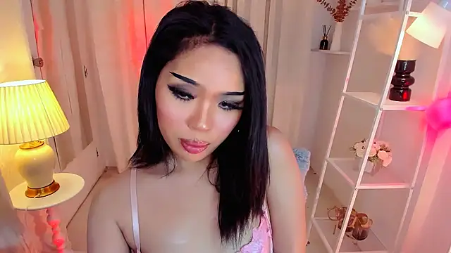 MS LUNA online show from 5, 2, 2026