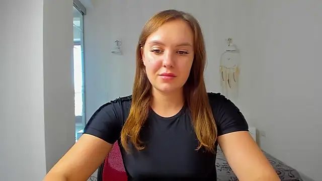 EmmaNorman online show from 22, 9, 2025