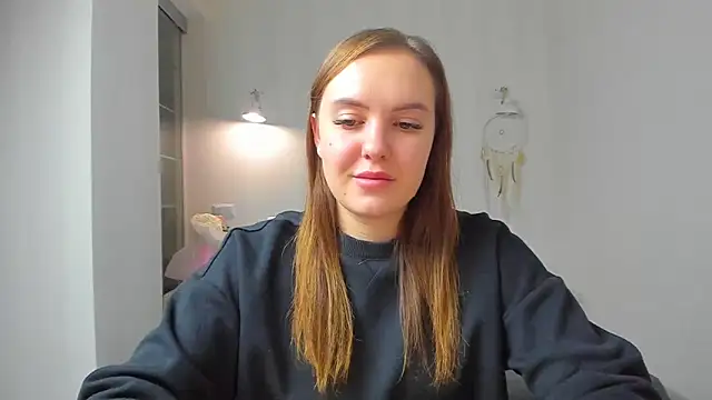 EmmaNorman online show from 8, 10, 2025