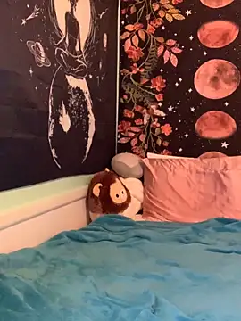 angelbliss10100 online show from 17, 12, 2025