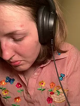 angelbliss10100 online show from 27, 7, 2026